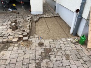 Pflasterarbeiten im Bestandspflaster in Bamberg und Umgebung – Reparaturen und Beheben von Setzungen.